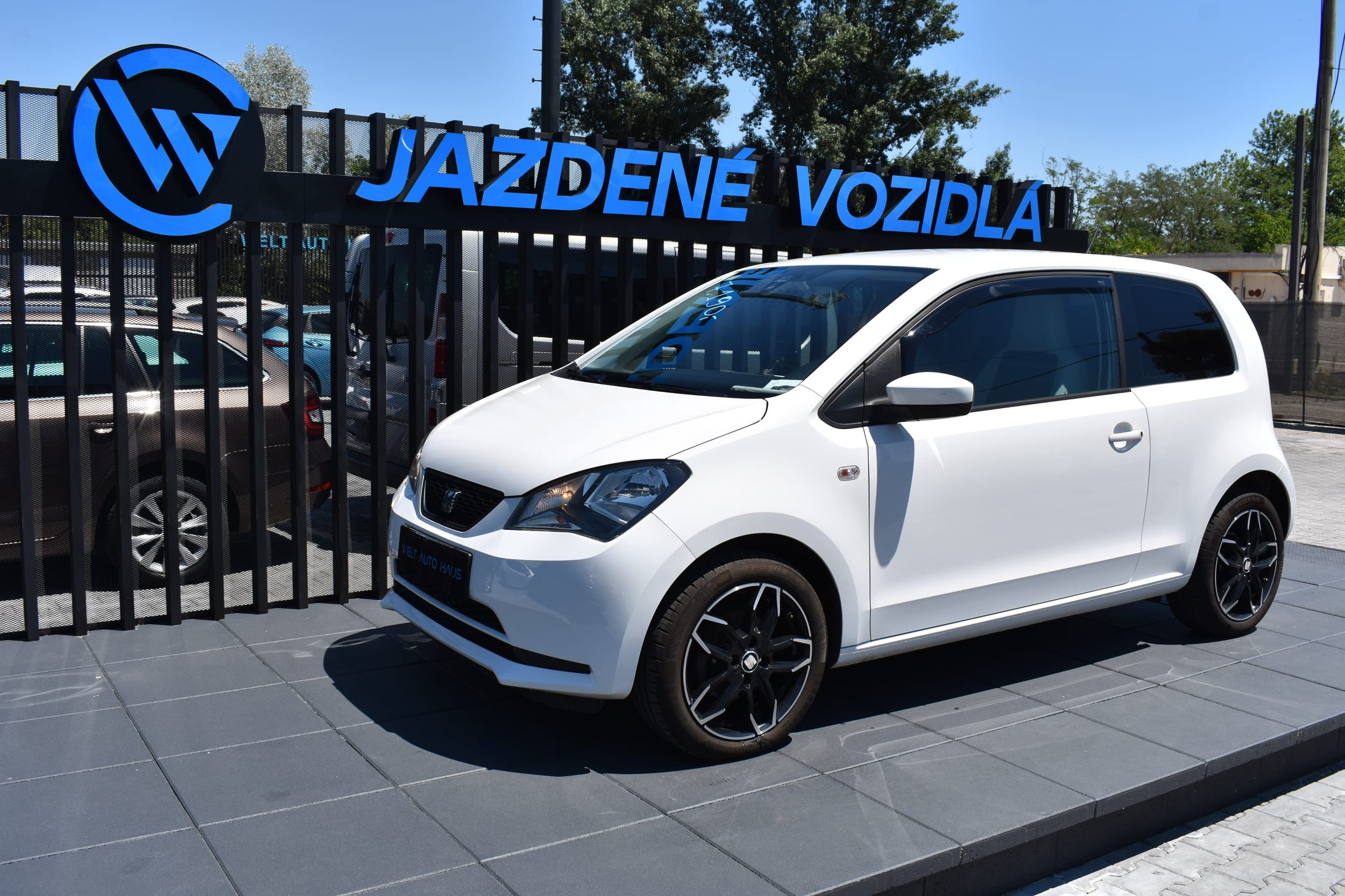 SEAT Mii